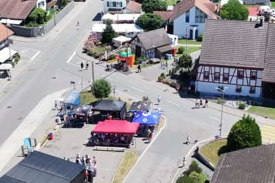 Hüttikerfest 2025 - Panoramaaufnahmen der Festaktivitäten